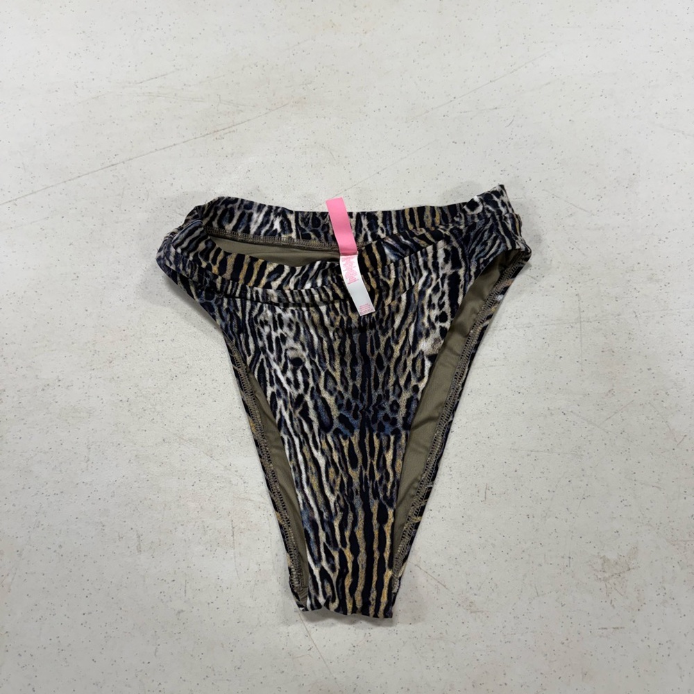 victoria’s secret bikini bottoms
